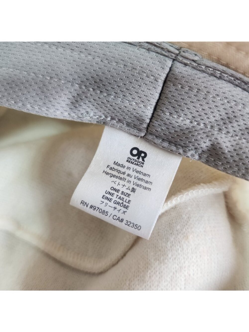 Outdoor Research x Quinn Mason Quinn Bucket Hat - Cream Sherpa Fleece - Limited - Picture 4 of 5